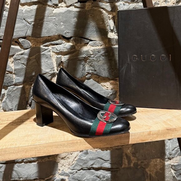Gucci Black Leather Web Stripe Interlocking GG Pumps - Picture 1 of 13